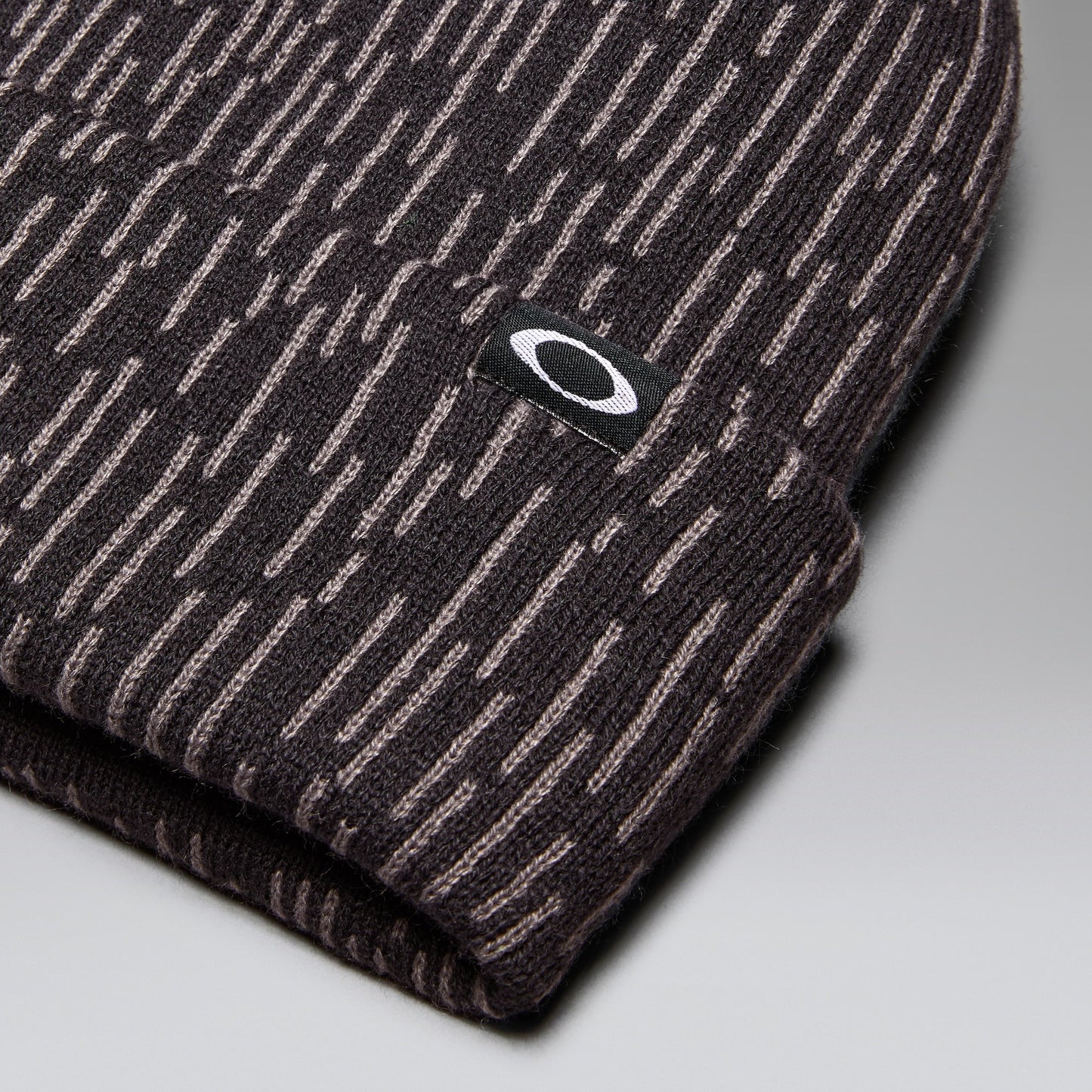 Oakley Fleece-Lined Graphic Beanie in Rain Camo Black product view 3