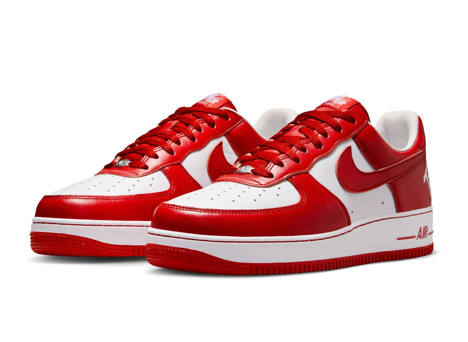 Terror Squad x Nike Air Force 1 Low II4391-100 White University Red front pair