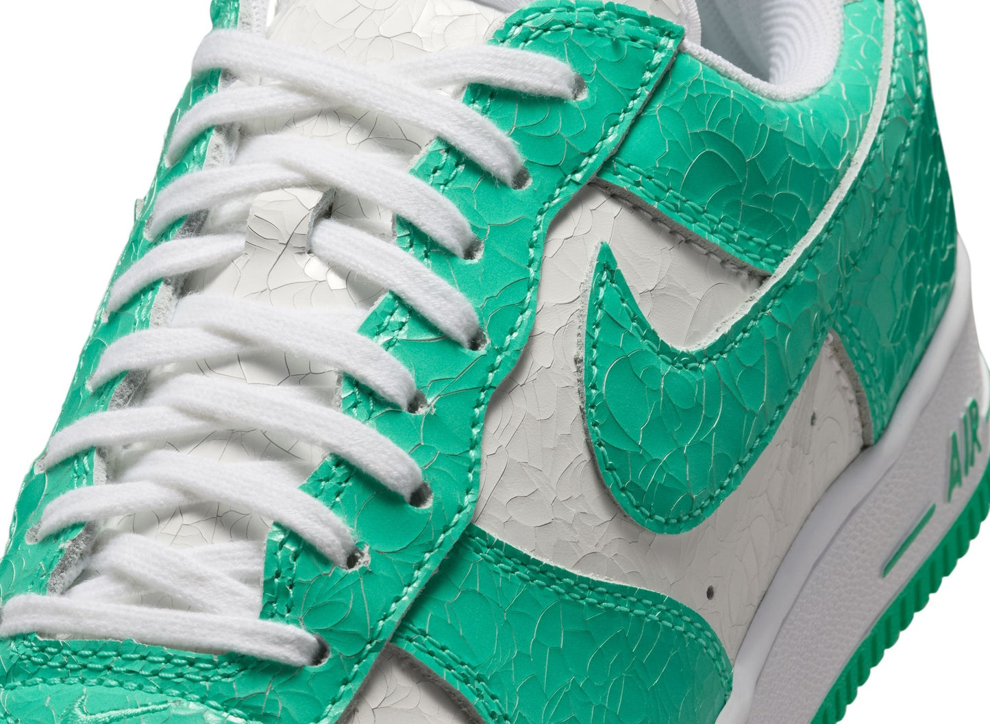 Nike Air Force 1 JA0248-001 crackled leather detail