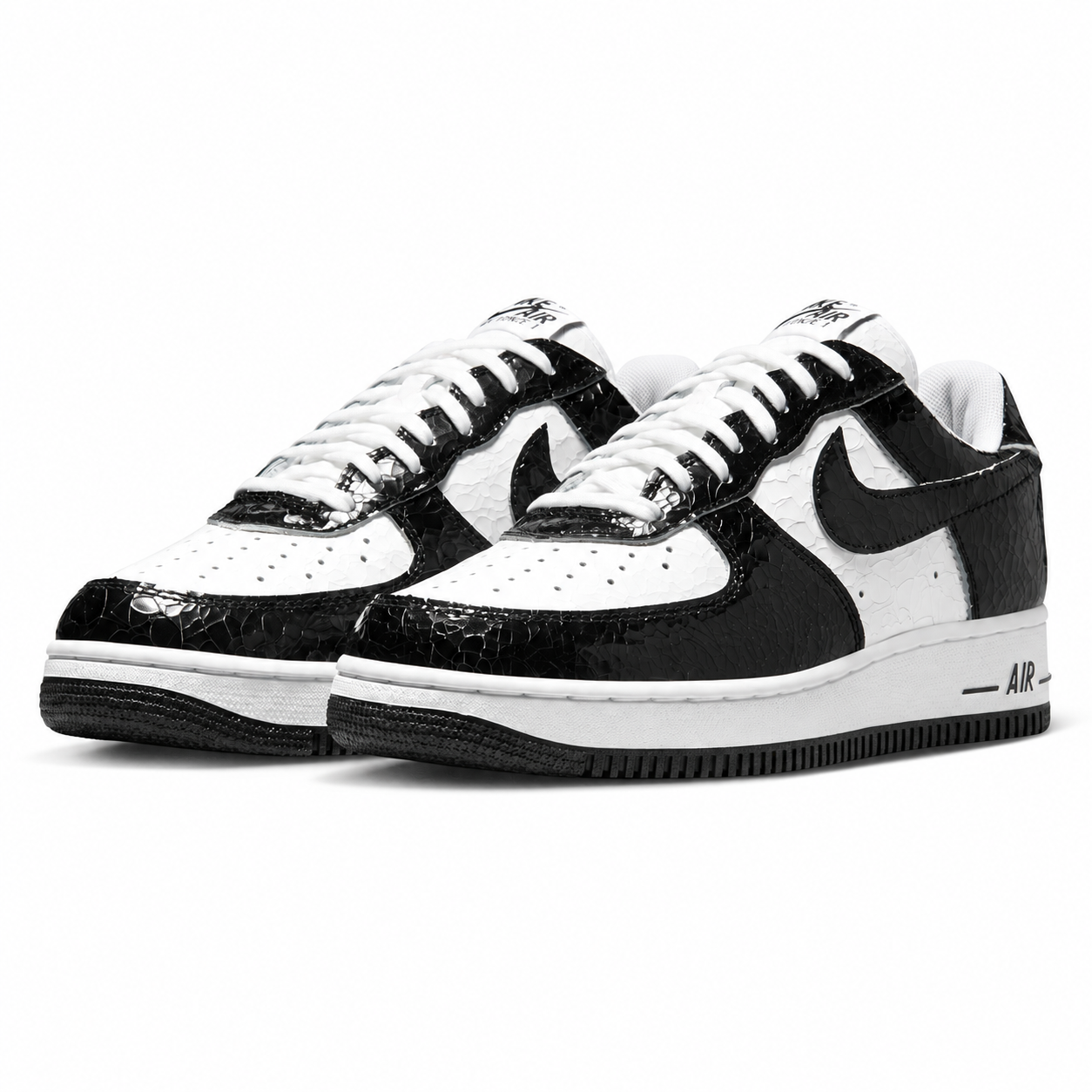 Nike Air Force 1 '01 Premium Cracked Leather JA0248-300 in Black / White - view 3
