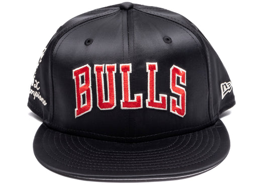 New Era Satin Script Chicago Bulls Hat