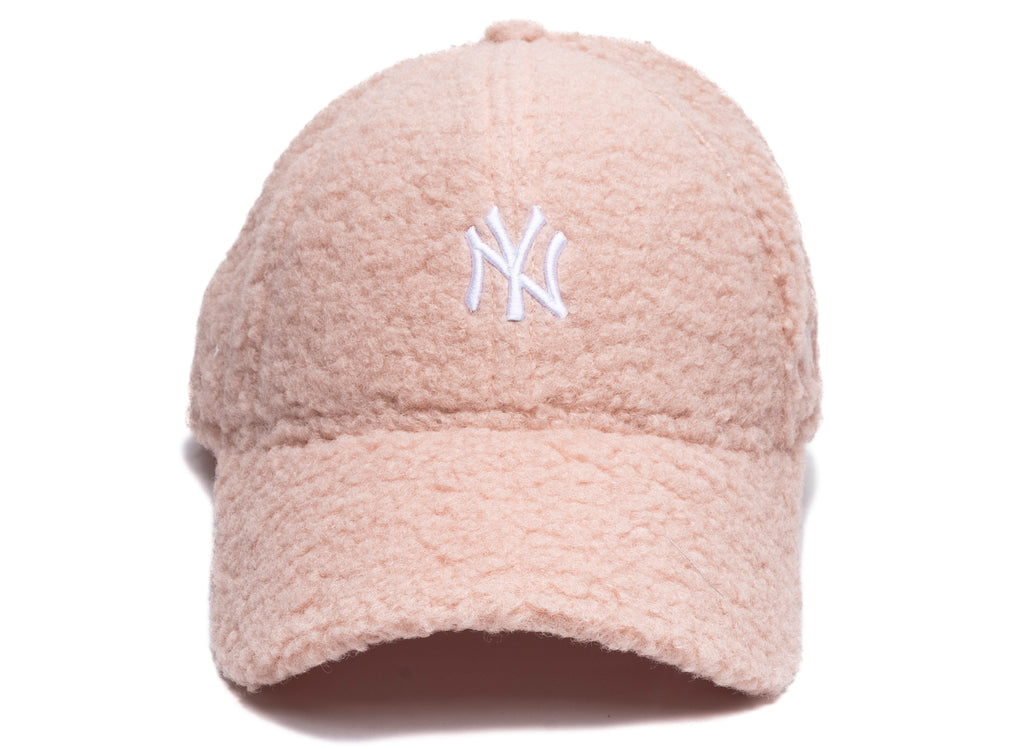 Women's New Era Borg 9FORTY New York Yankees Hat in Pink