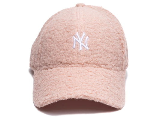 Women's New Era Borg 9FORTY New York Yankees Hat in Pink