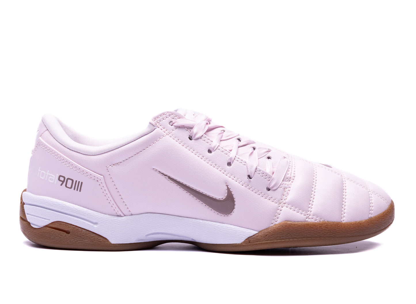 Women's Nike Total 90 in Pearl Pink / White / Gum