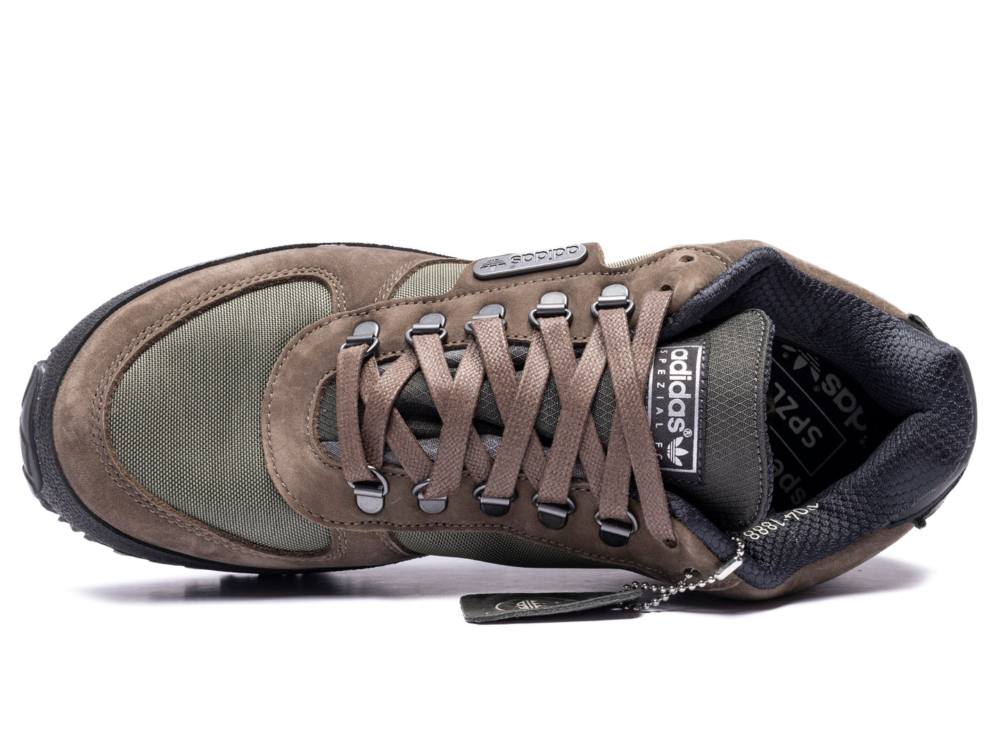 Adidas Winterhill Spezial in Utility Black