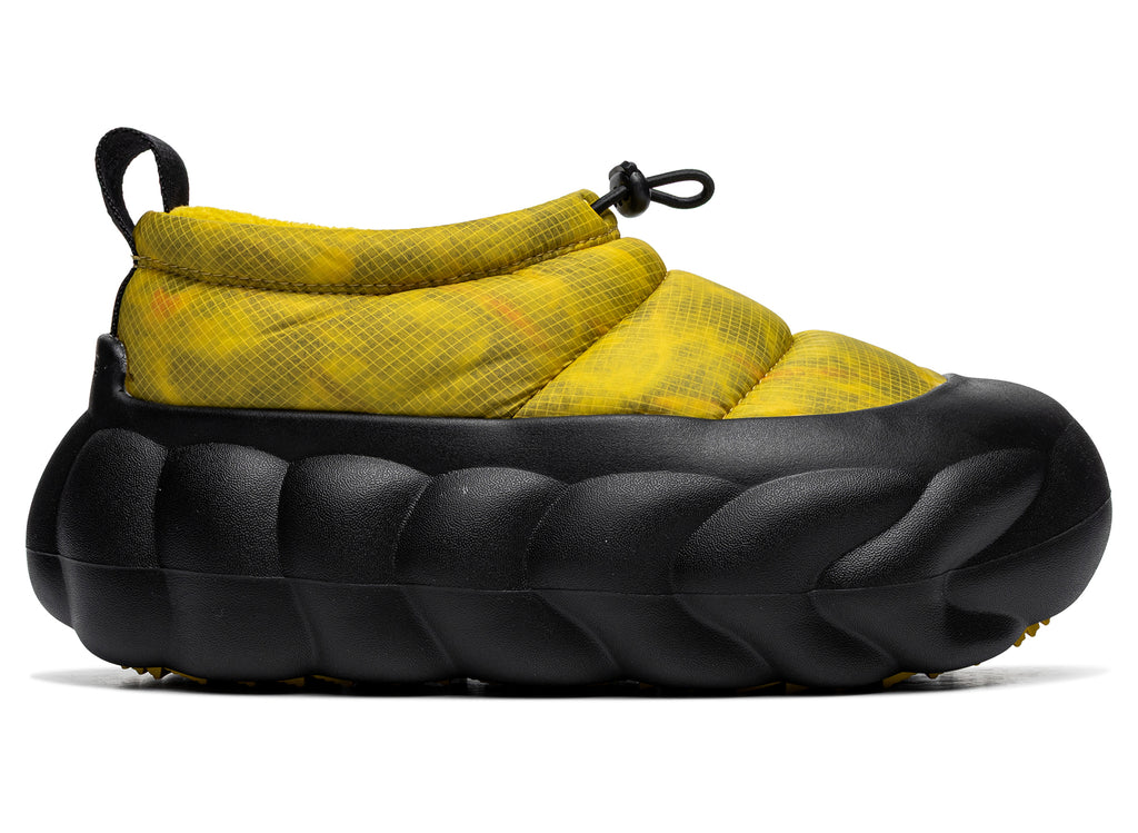 Crocs Overpuff Translucent Shorty in Citrine