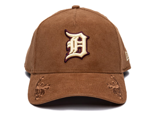 New Era Detroit Tigers Ornamental Corduroy Snapback Hat xld