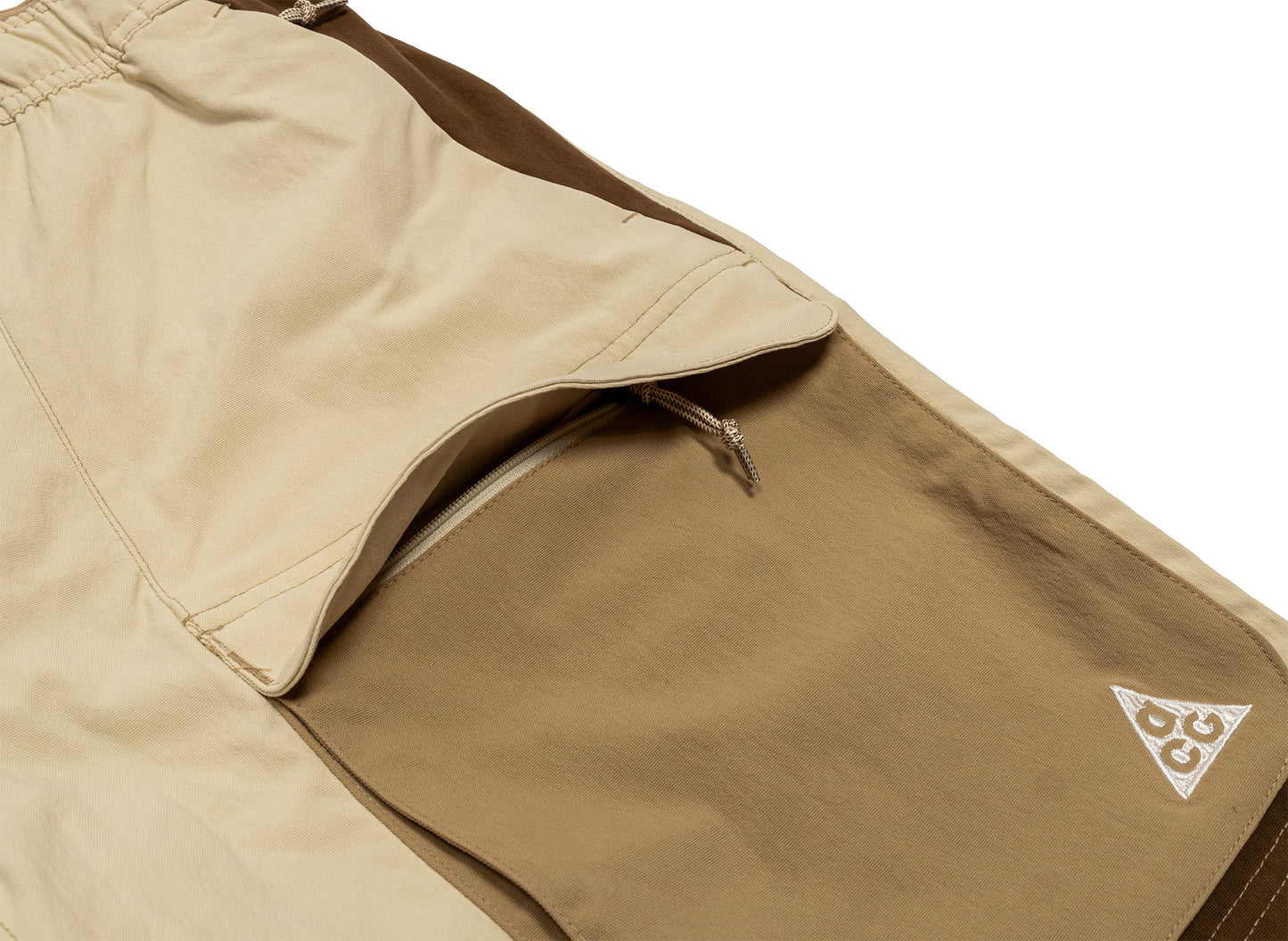 Nike ACG "Smith Summit" Cargo Shorts