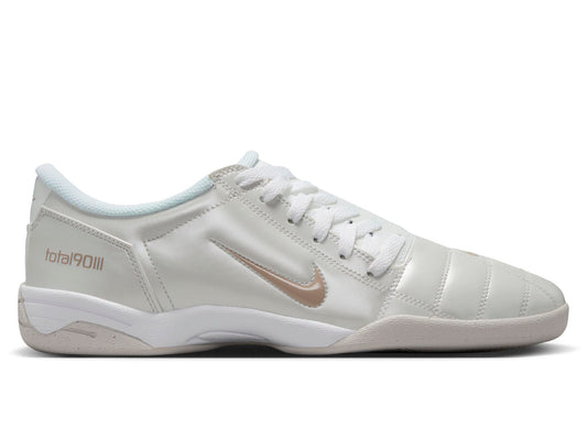 Nike Total 90