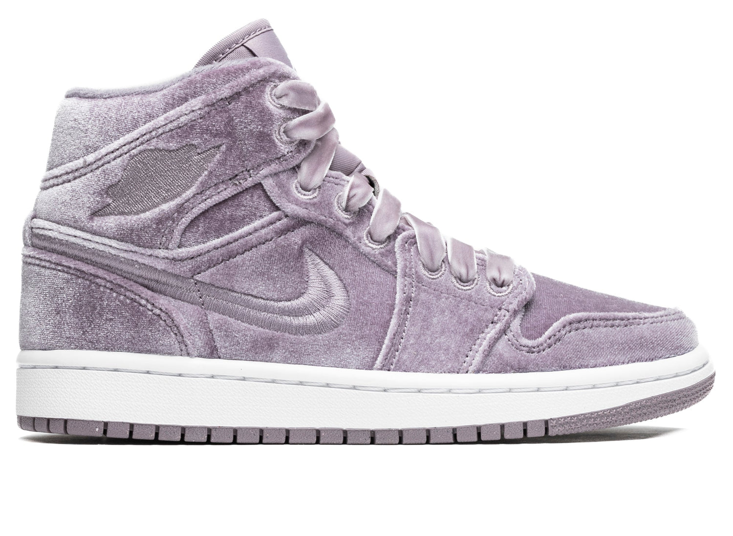 nike wmns air jordan 1 mid unc