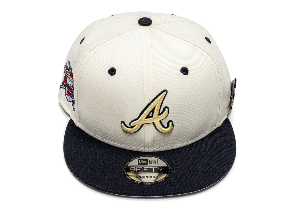 New Era Mascot Pin Atlanta Braves Snapback Hat