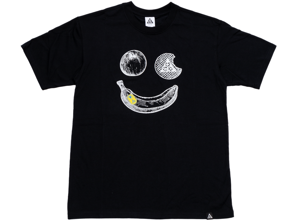 Nike ACG 'Hike Snacks' S/S Tee in Black