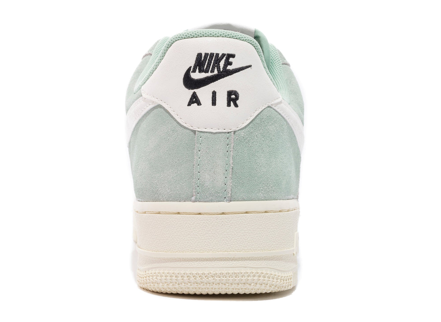 Nike Air Force 1 '07 LV8