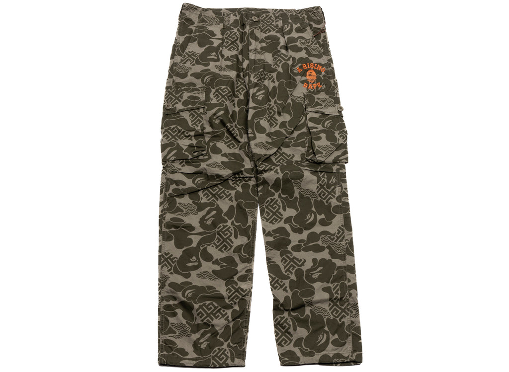 A Bathing Ape Asia Camo Army Pants in Olive
