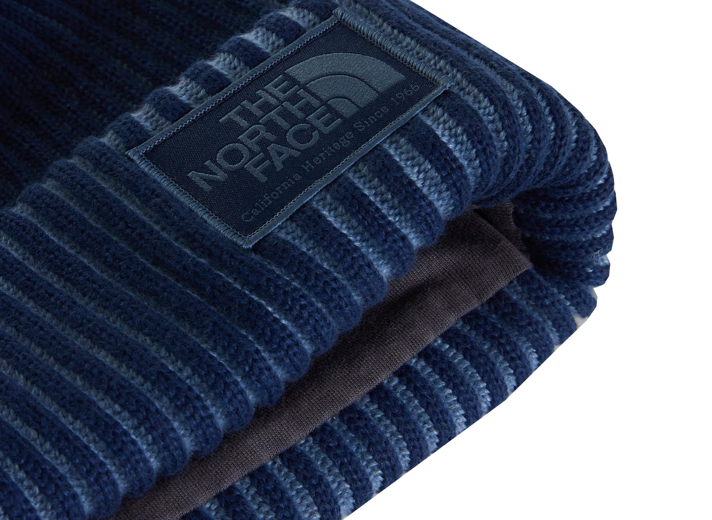 The North Face Salty Lined SE Beanie in Summit Navy / Heritage