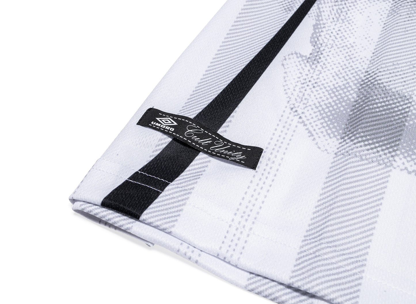 Umbro 01-03 Polo in White / Red