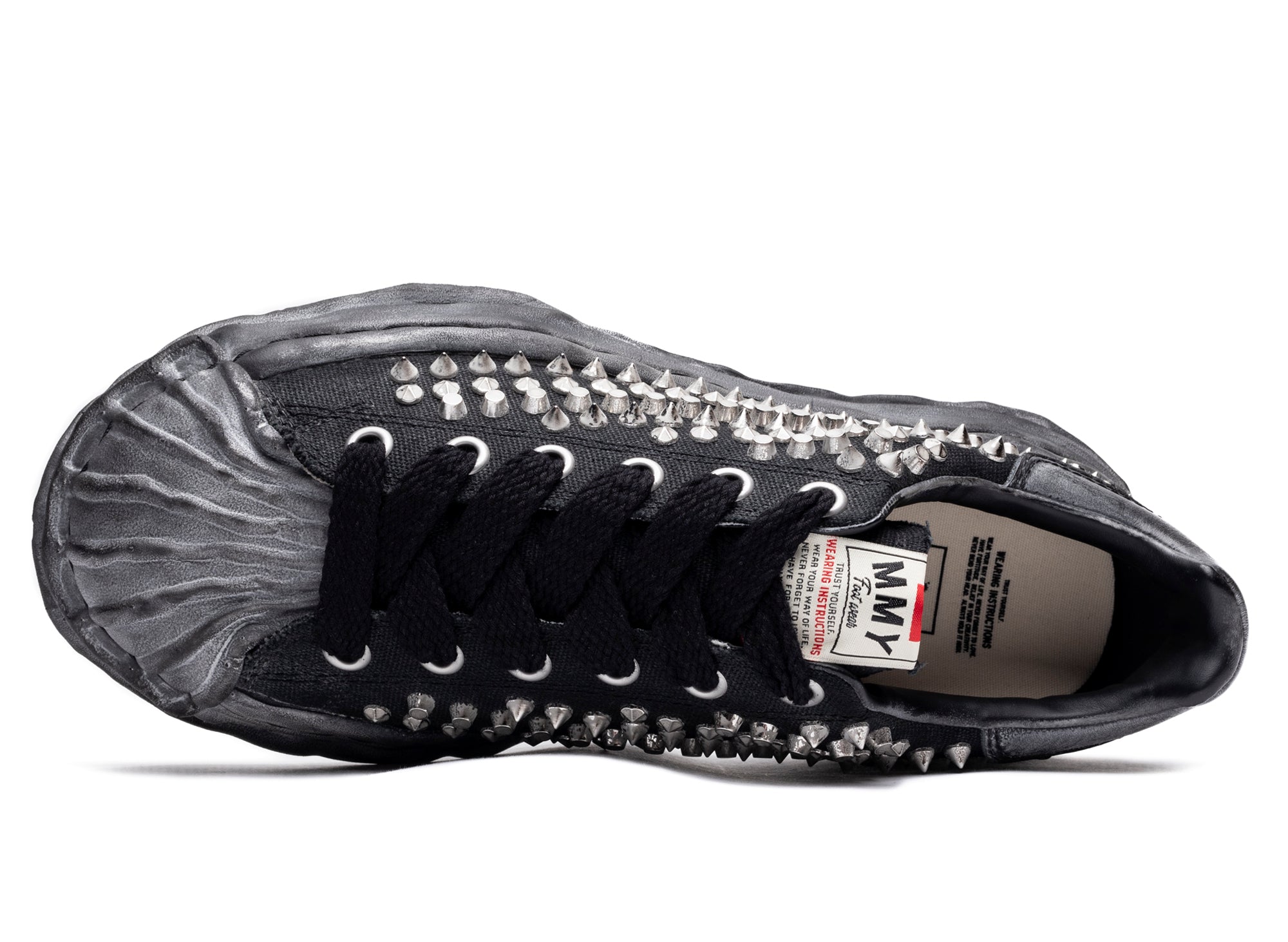 Maison Mihara Yasuhiro Spiked Blakey Low in Black/Black