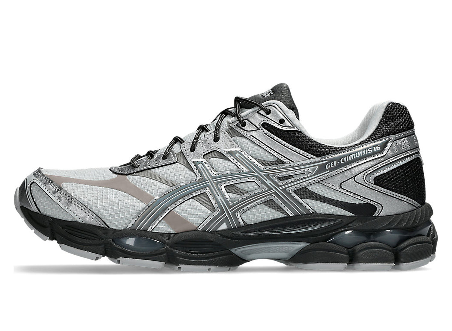 Asics Gel-Cumulus 16 in Glacier Grey / Carbon — opposite side view
