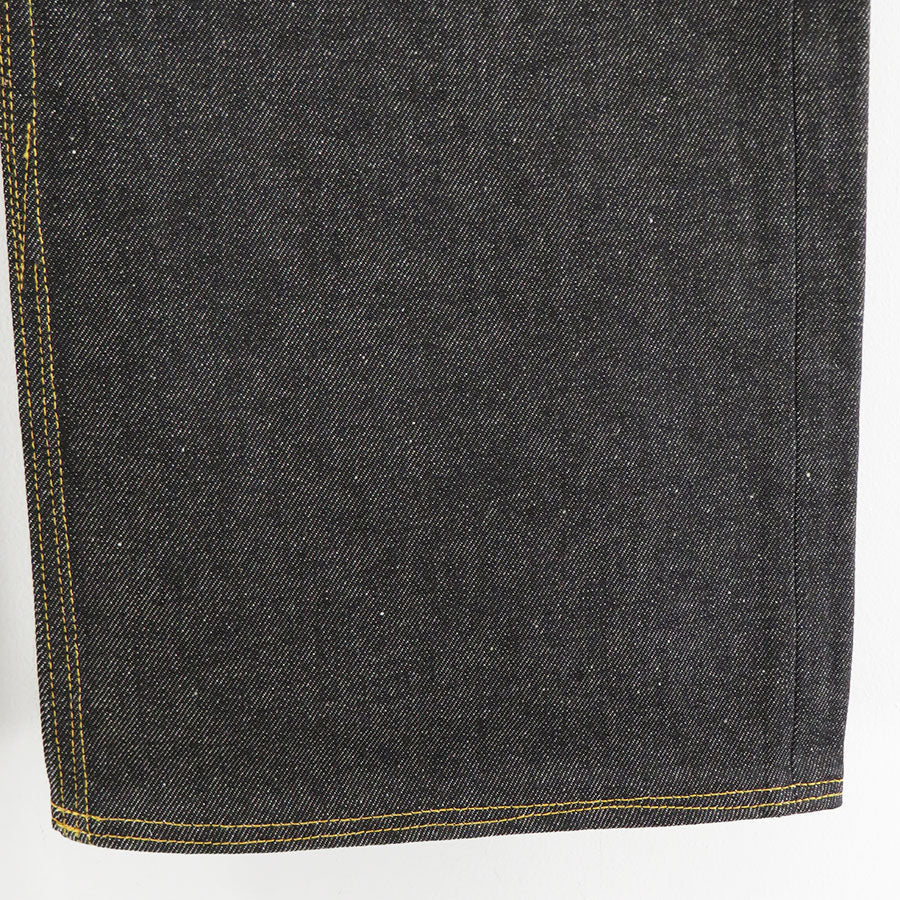 Junya Watanabe MAN x Levi's suspenders denim pants in black front hem detail