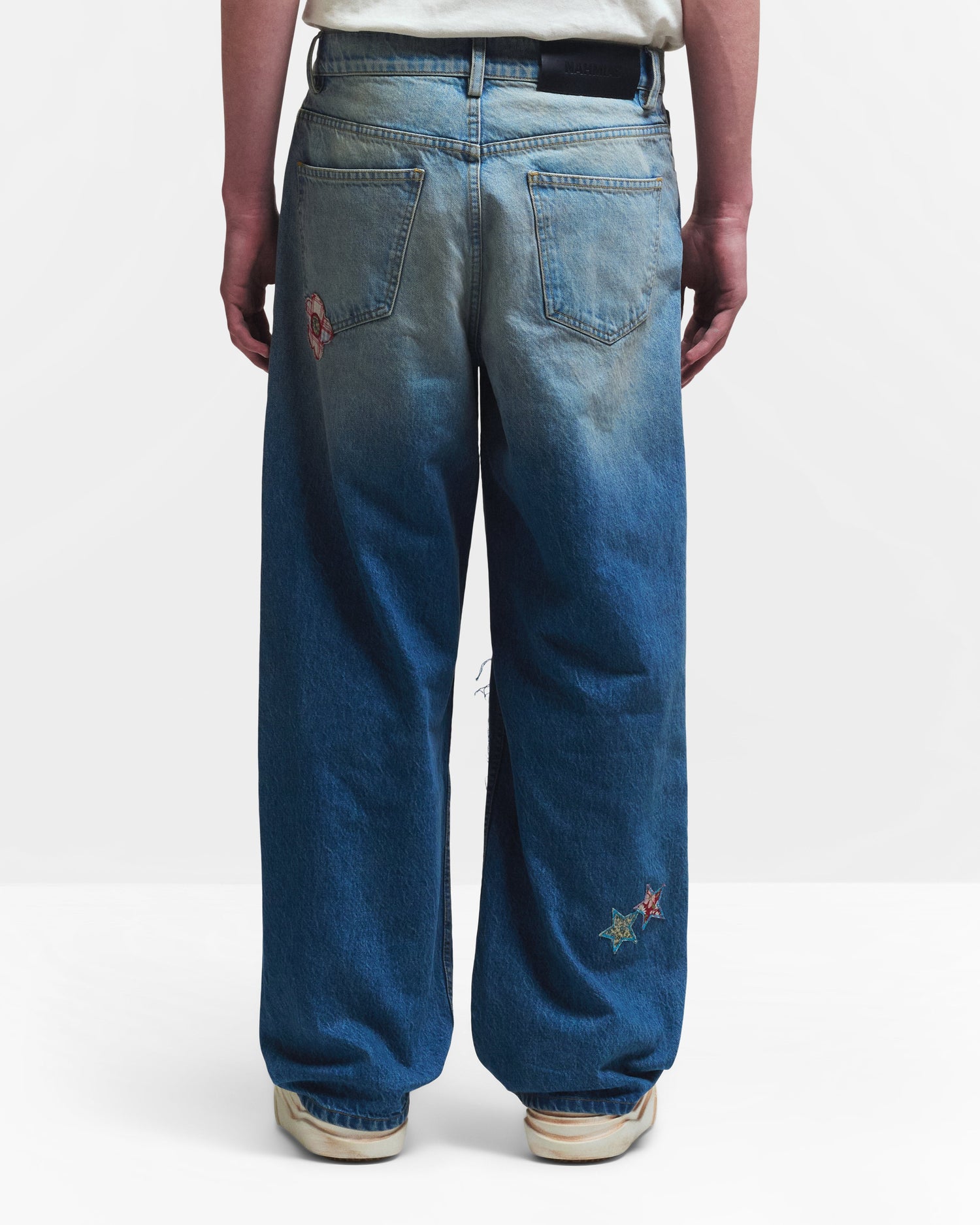 Nahmias Wipeout Novelty Jean in Medium Indigo Wash view 4