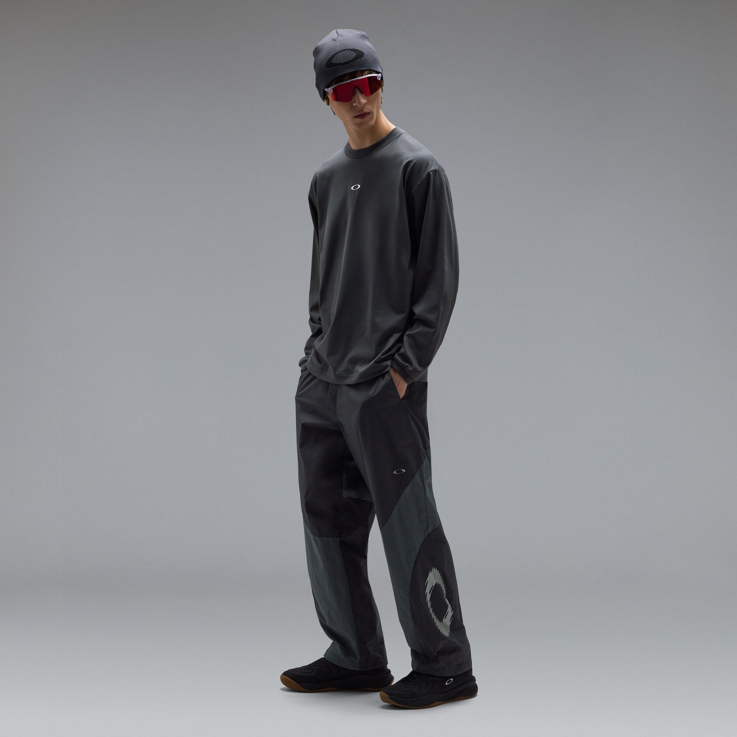 Oakley Icon S O-Light Dry Pants 1.0 in Phantom model back