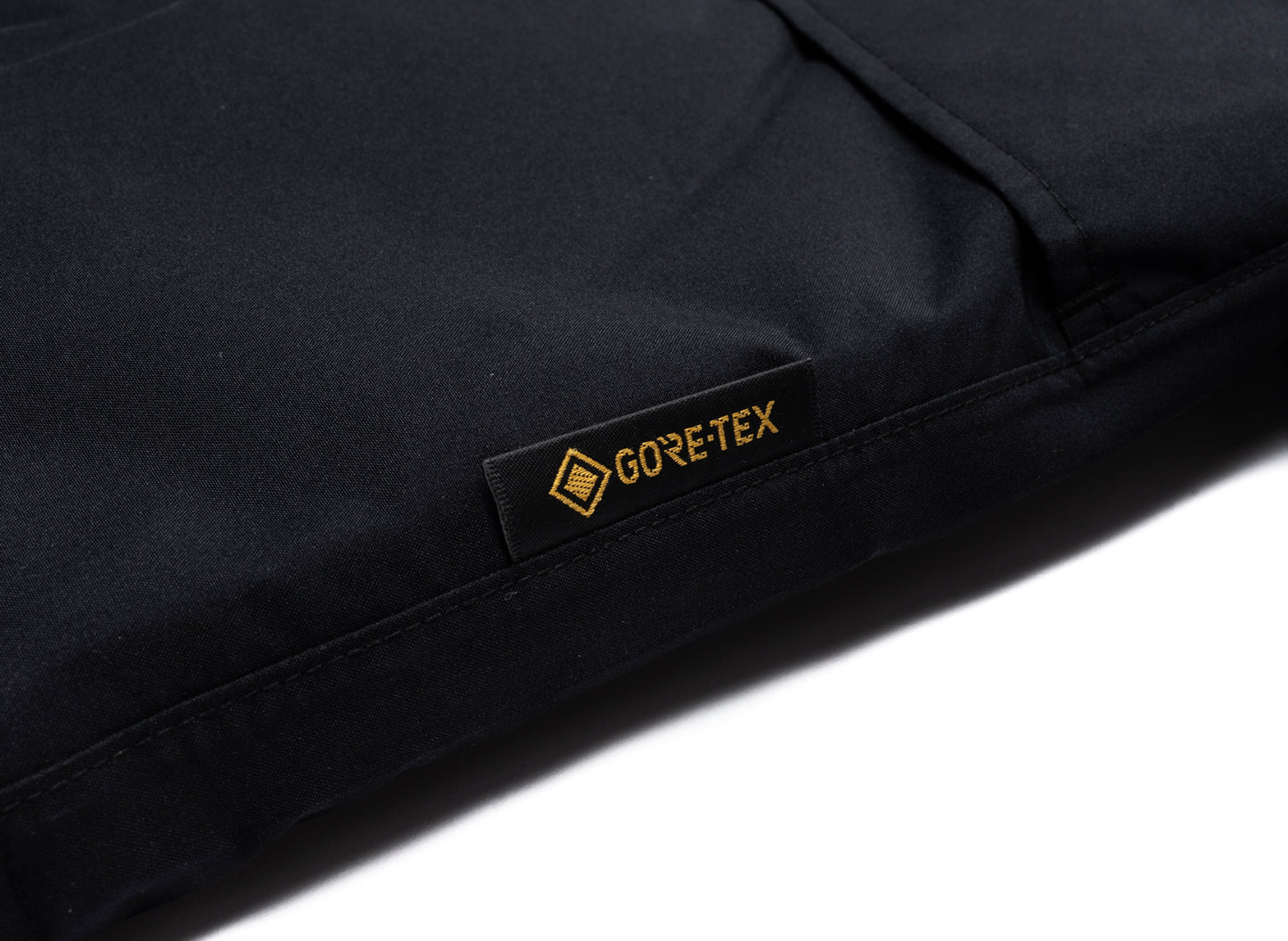 A Bathing Ape Gore-Tex Snowboard Down Jacket - view 2