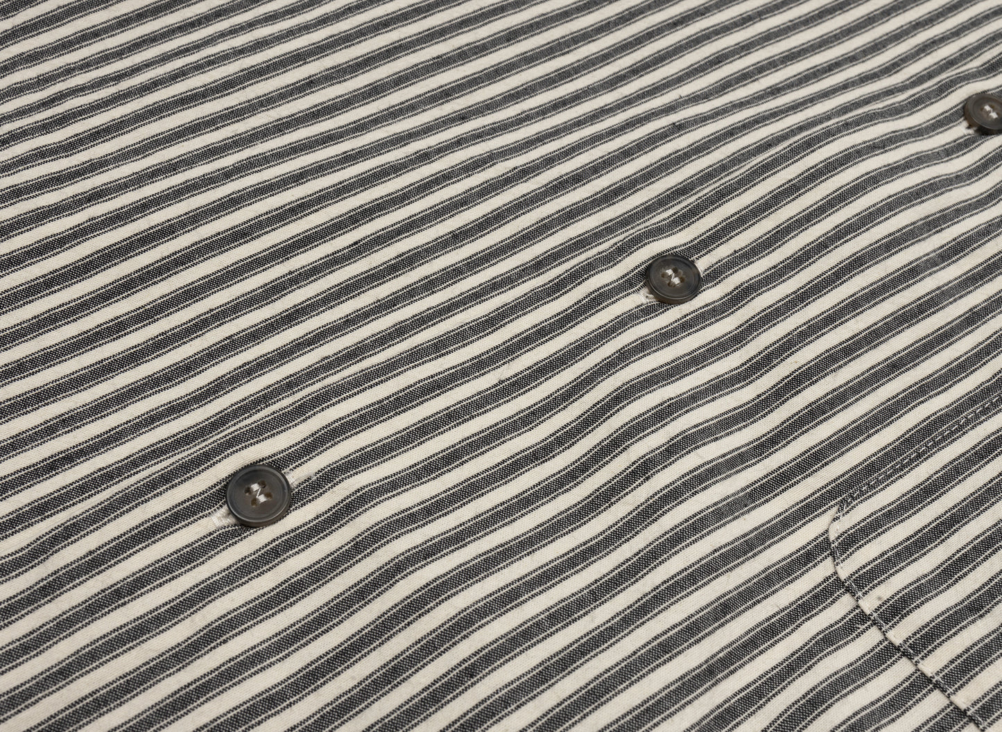 A.P.C. Malo Overshirt in Noir - view 3