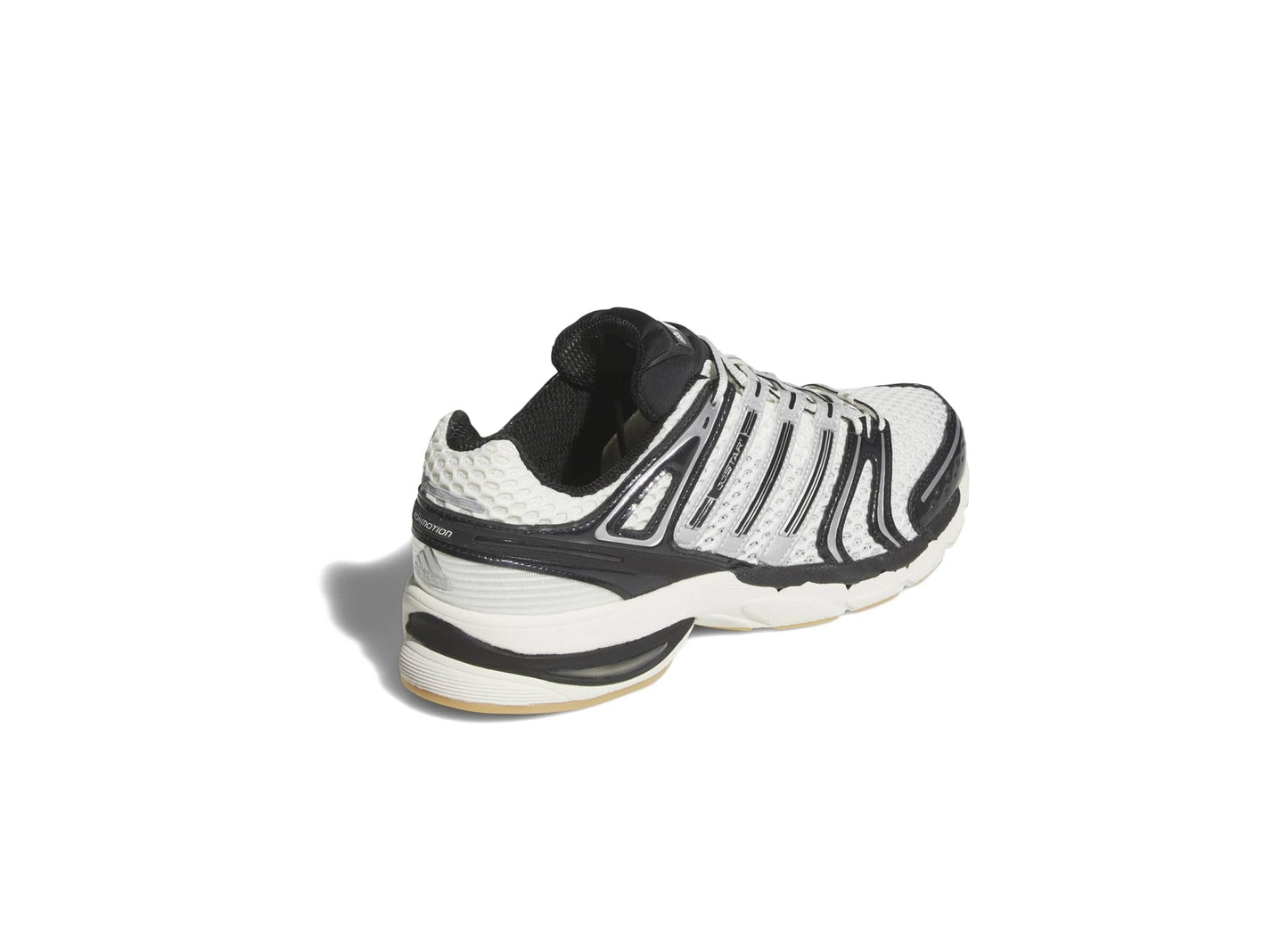 Adidas Adistar Control 5 in Off White / Core Black