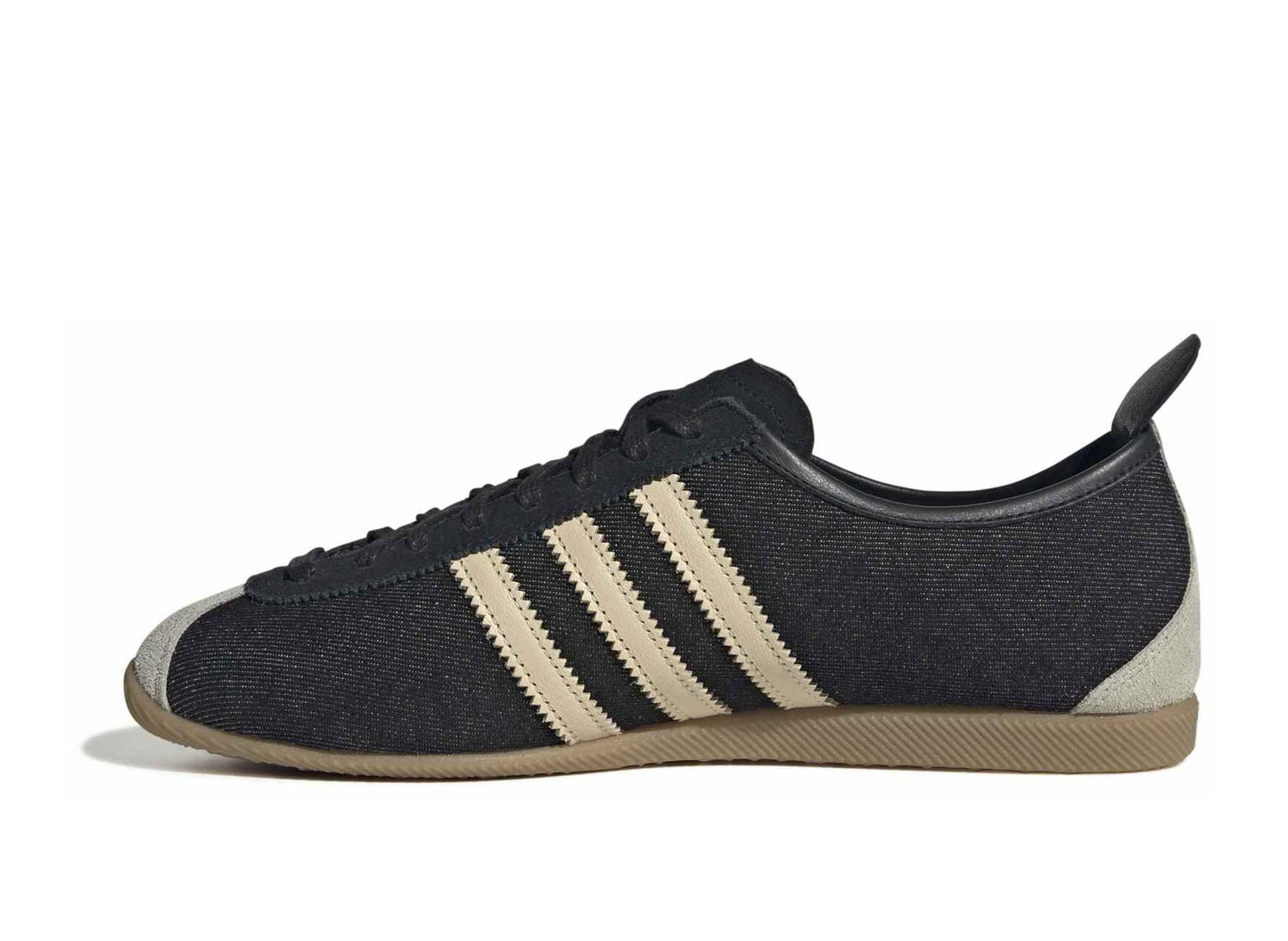 Adidas Japan in Core Black / Sand Strata