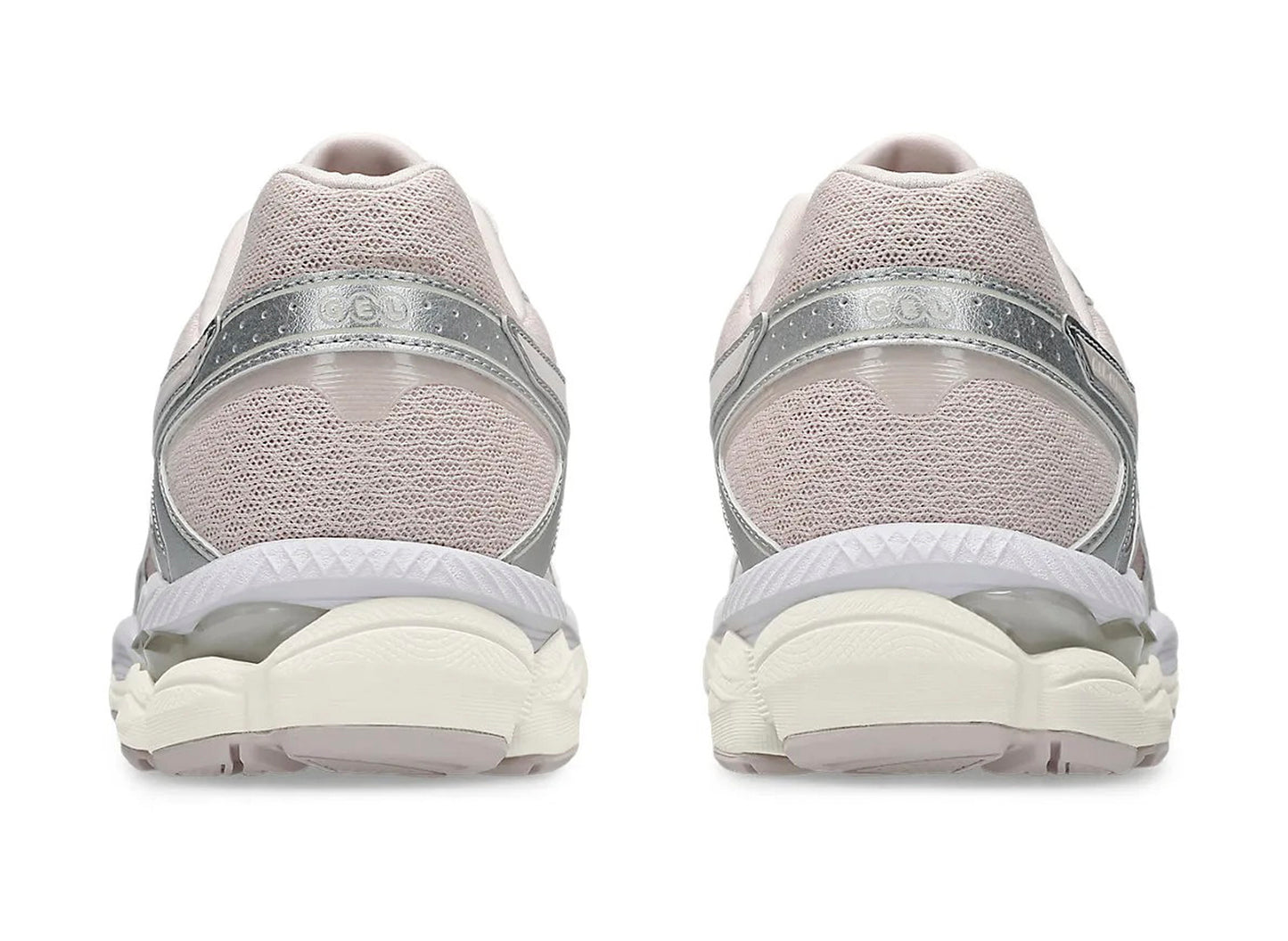 Asics Gel-Cumulus 16 in 'Pink Cloud / Pure Silver' — view 2