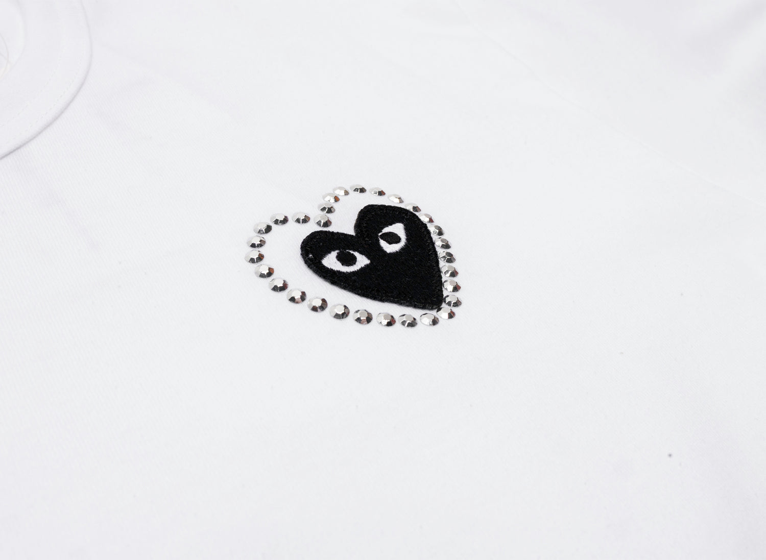 Comme des Garçons PLAY Metal Stone Heart Tee in White/Black - view 2