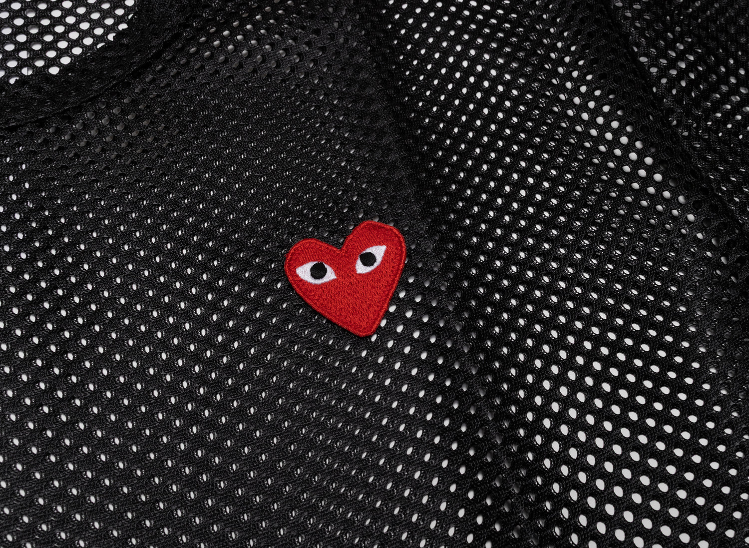 Comme des Garçons Play T-Shirt Mesh Red Emblem in Black — view 2