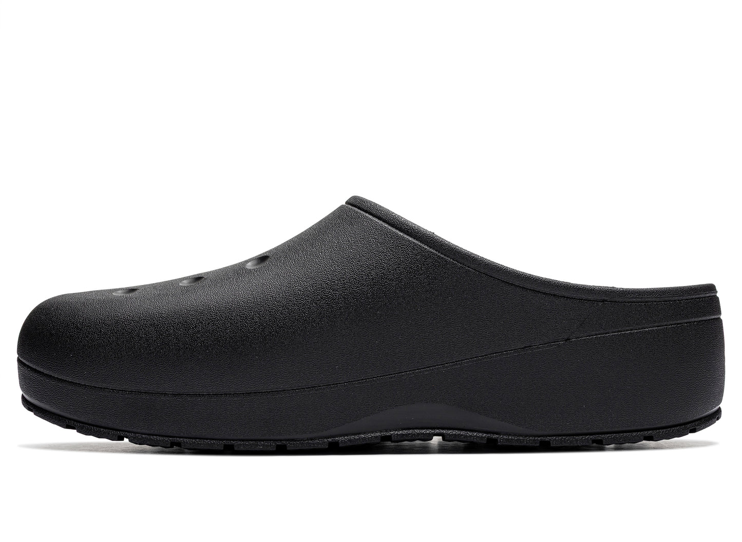 Crocs Classic Quiet Clog in Black