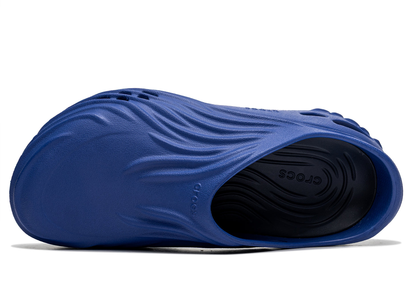 Crocs Echo Wave in Sapphire - view 4
