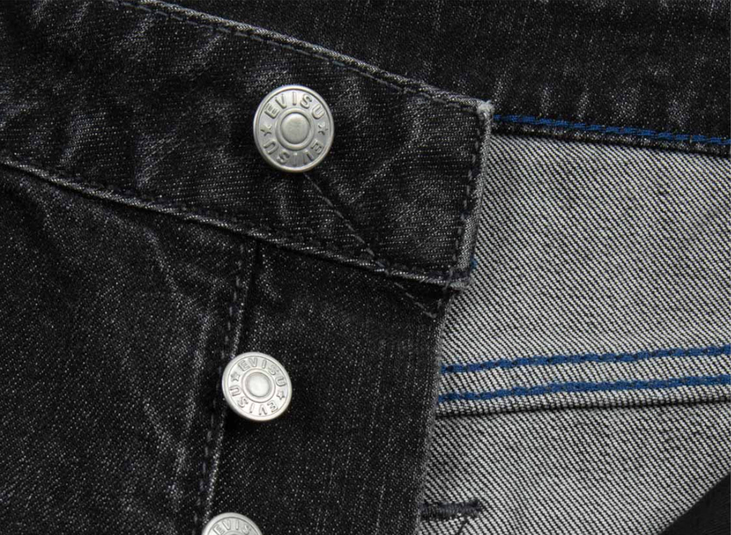 Evisu Graffiti Daicock Print Carrot Fit Jeans in Black - view 4