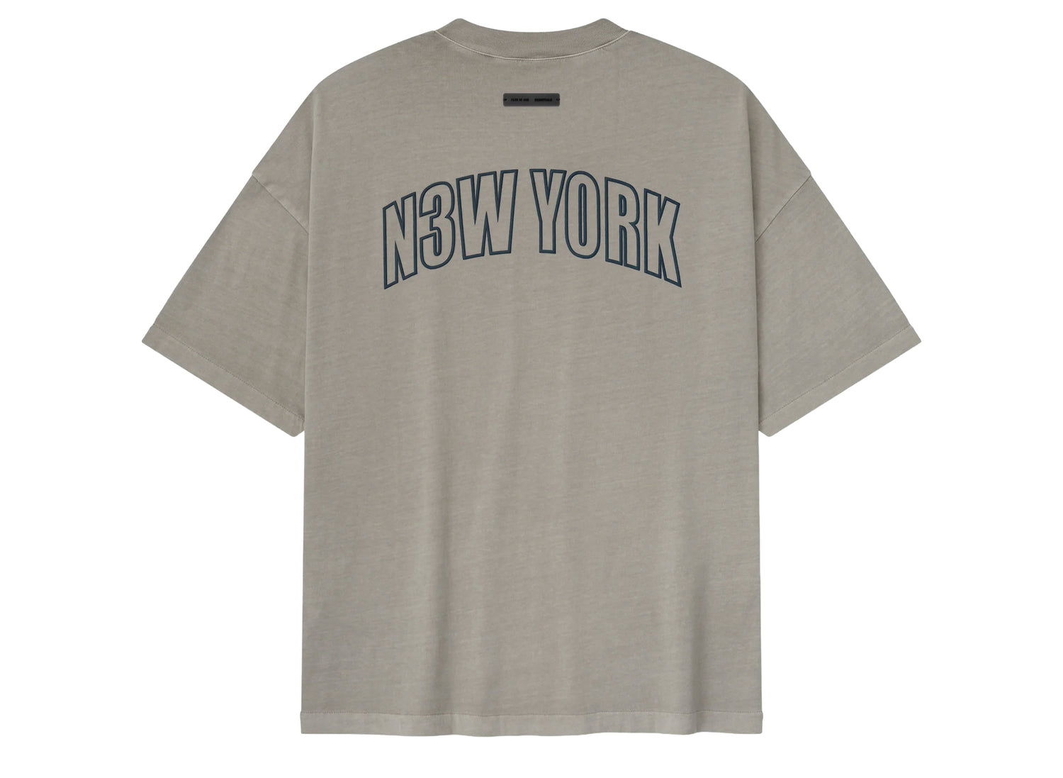 Fear of God Essentials 90's Short Sleeve Tee New York 'Smoke Grey' — view 2