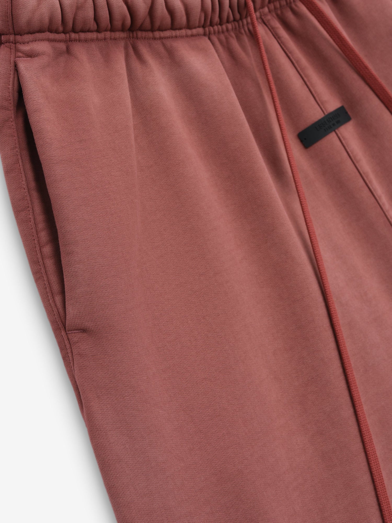 Fear of God Essentials Heavy Fleece Relaxed Sweatpants in Crimson - view 3