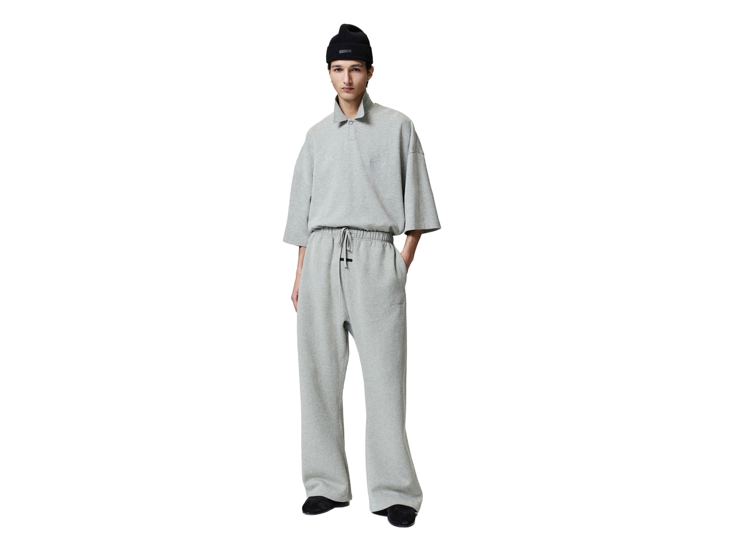Fear of God Essentials Signature Classic Fit Flare Sweatpant 'Concrete Heather' — view 4