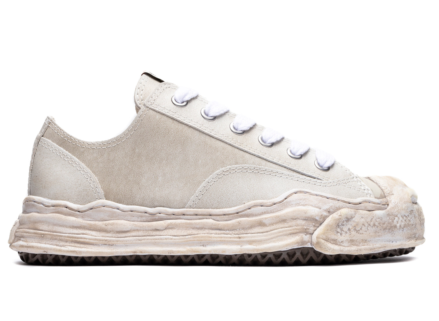 Maison Mihara Yasuhiro Hank Low in White – Oneness Boutique