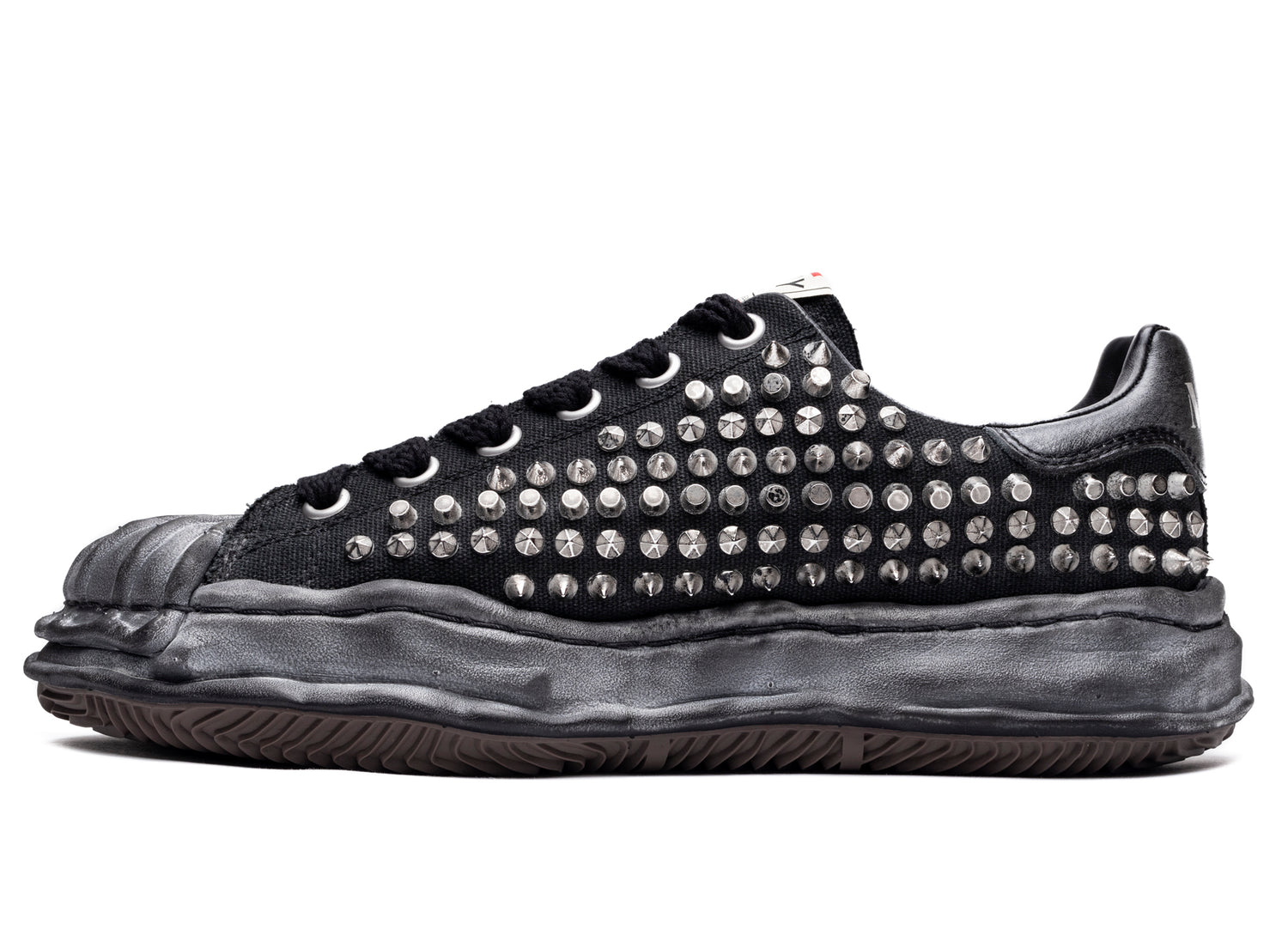 Maison Mihara Yasuhiro Spiked Blakey Low in Black/Black – Oneness