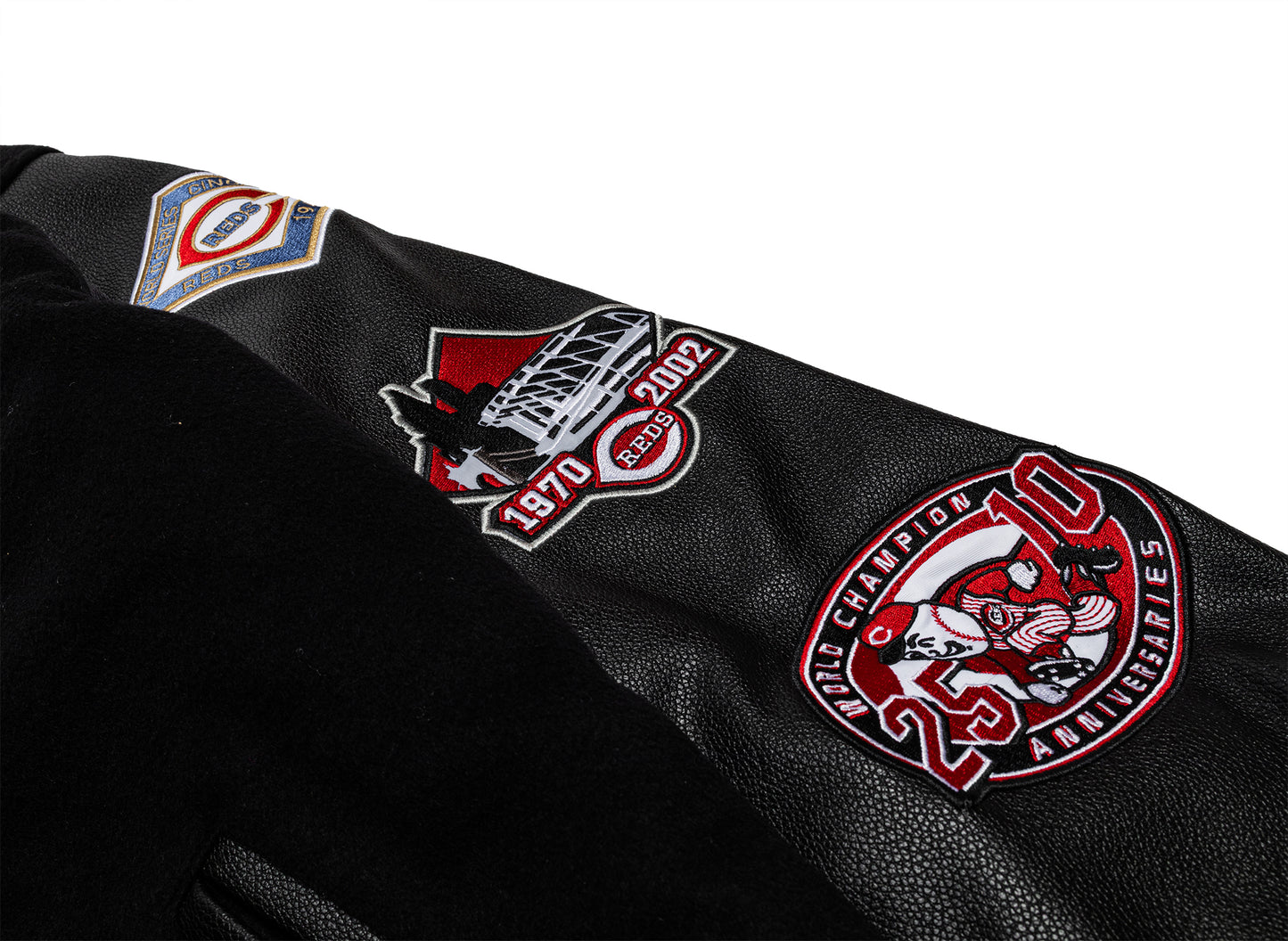Mitchell & Ness MLB Blackout Collection Cincinnati Reds Varsity Jacket — view 4