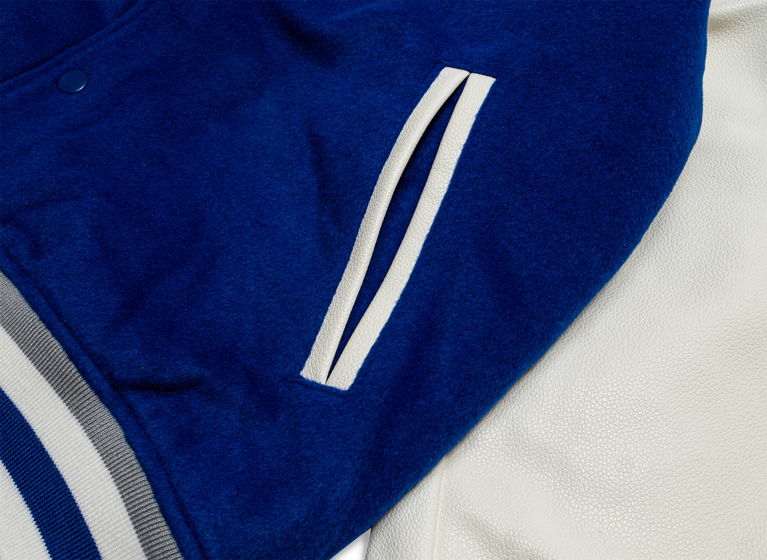 Mitchell & Ness MLB Off Day Los Angeles Dodgers Varsity Jacket — view 3