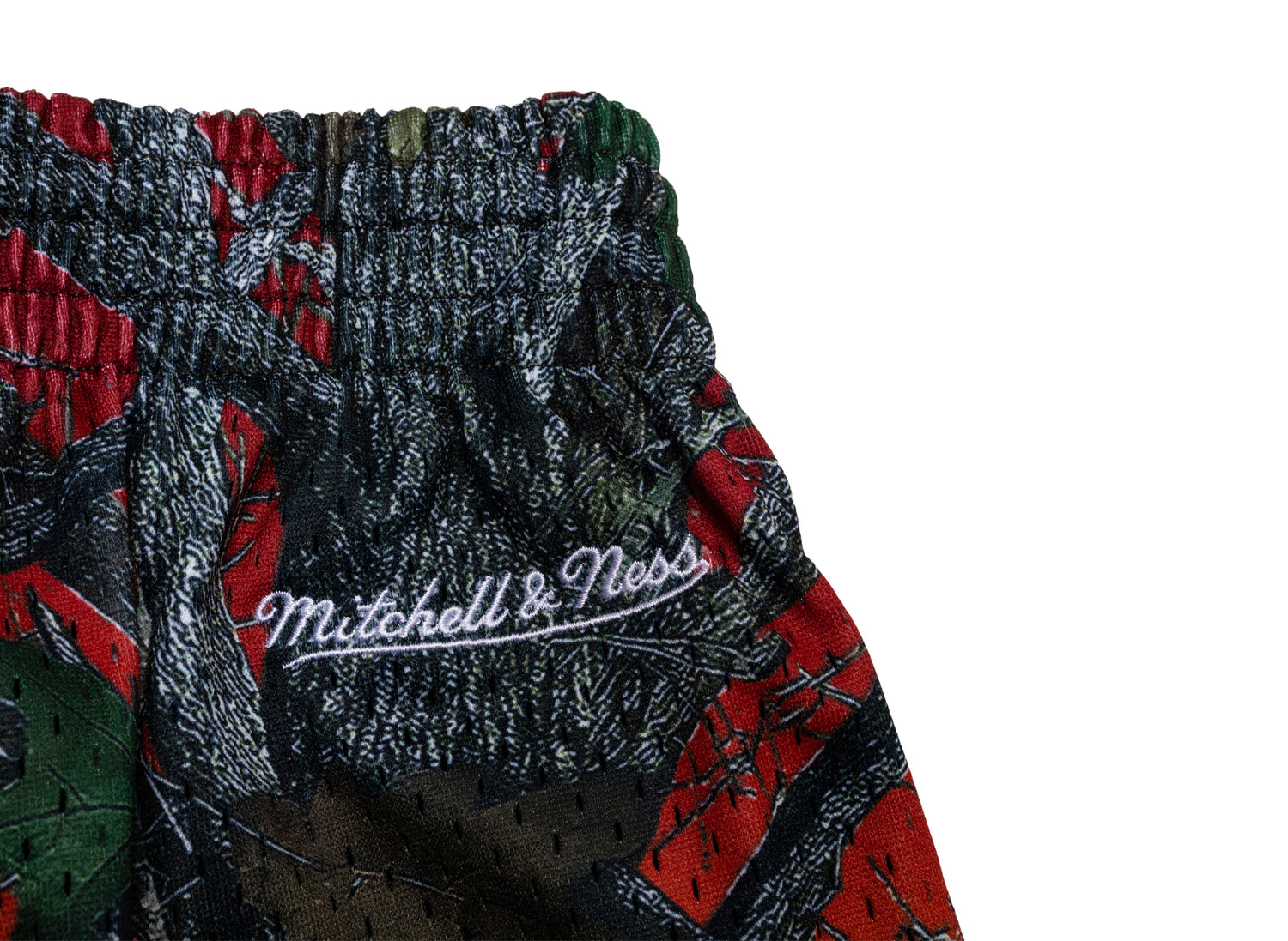 Mitchell & Ness NBA Quiet Blaze 7IN Mesh Shorts Atlanta Hawks — view 4