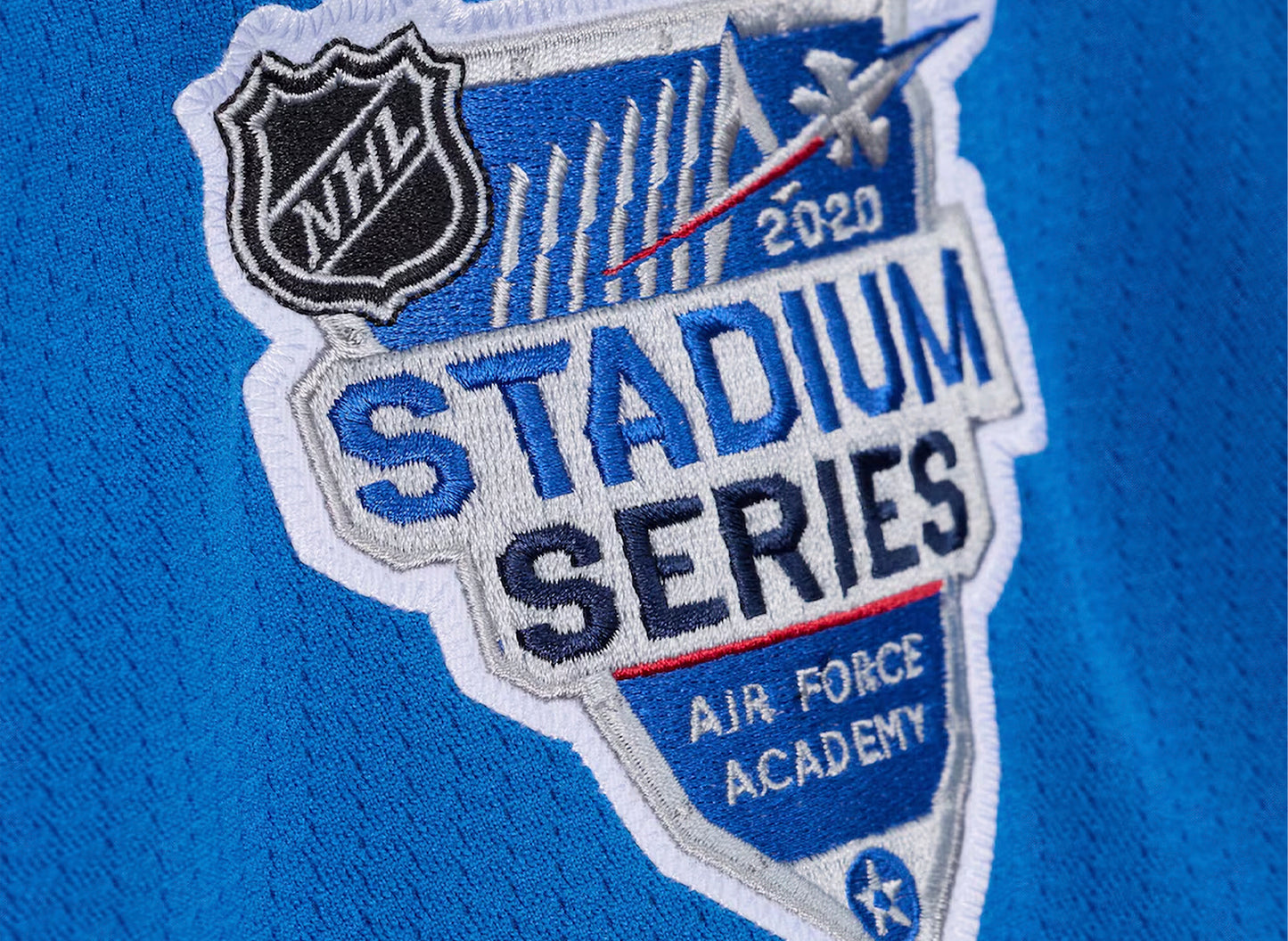 Mitchell & Ness NHL Stadium Series Dark Jersey Colorado Avalanche 2020 Nathan Mackinnon — view 3