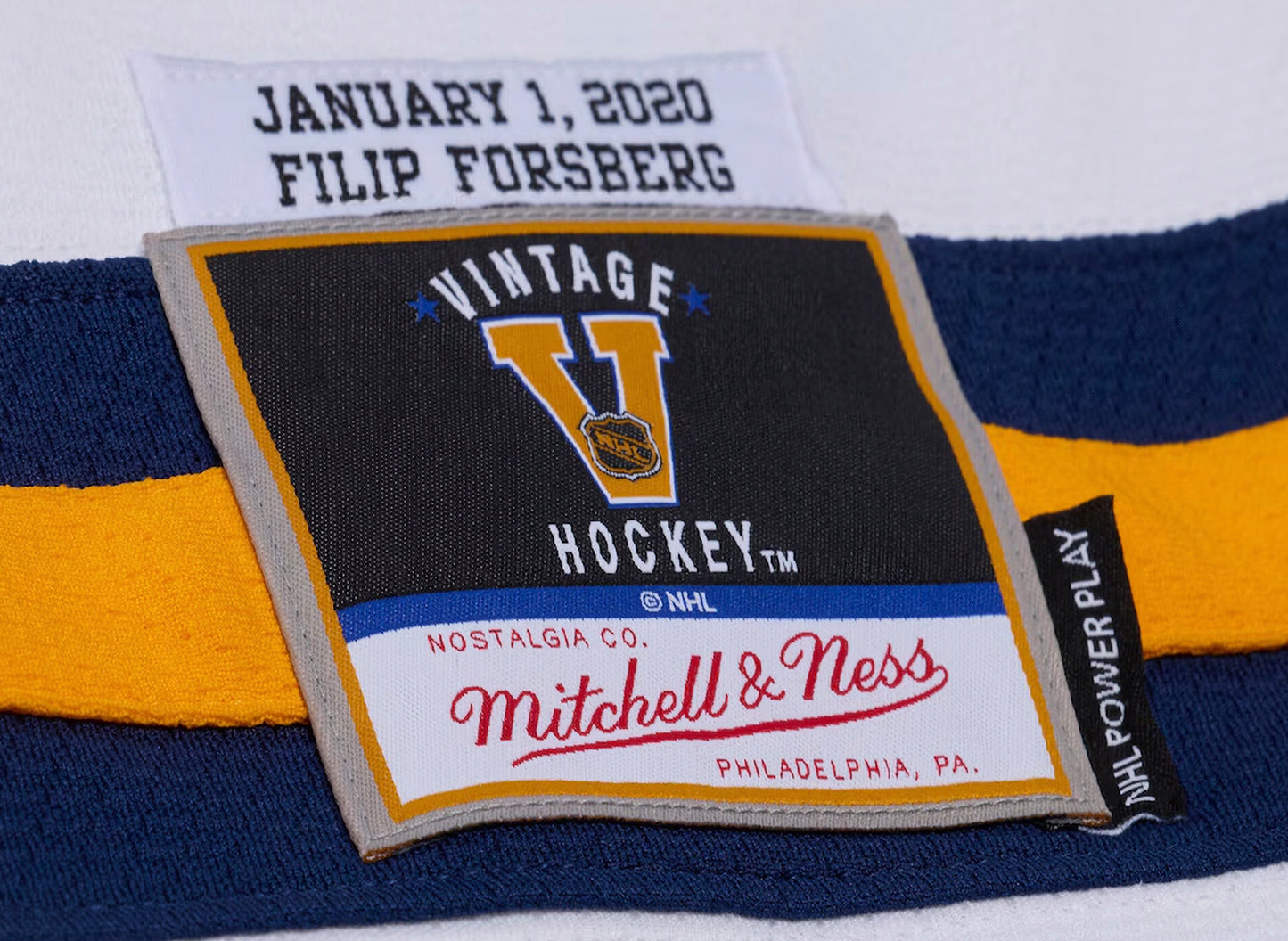 Mitchell & Ness NHL Winter Classic White Jersey Nashville Predators 2020 Forsberg — view 5