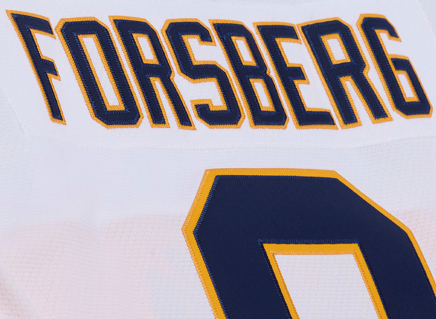 Mitchell & Ness NHL Winter Classic White Jersey Nashville Predators 2020 Forsberg — view 7