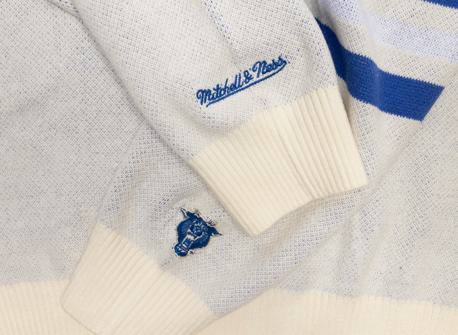 Mitchell & Ness Oneness Kentucky Wildcats Retro Logo Sweater - view 2