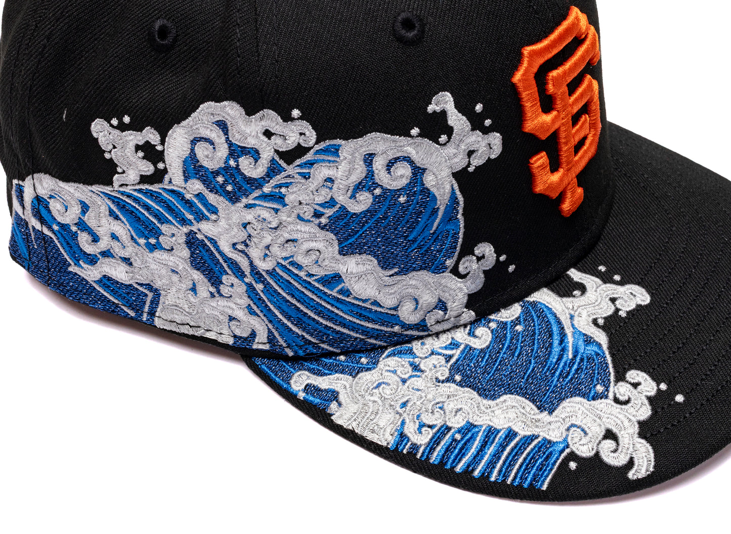 New Era 59Fifty San Francisco Giants Fitted Hat in Black — view 2