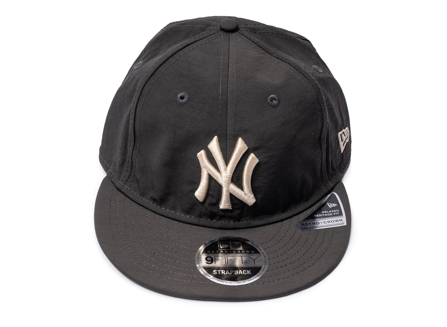 New Era 9Fifty New York Yankees Nylon Strapback Hat – Oneness Boutique