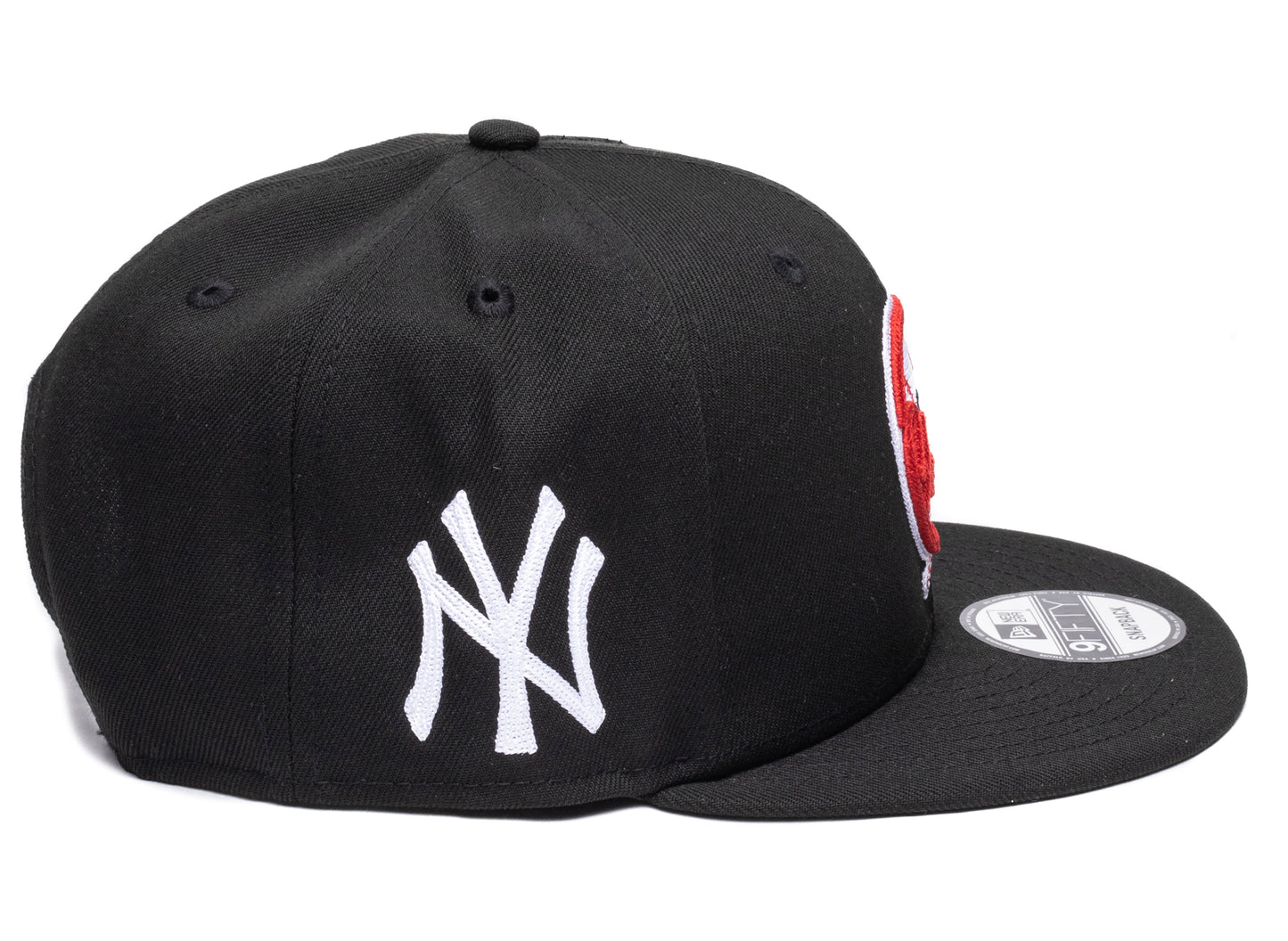 New Era Alpha Industries New York Yankees Snapback Hat in Black - view 2